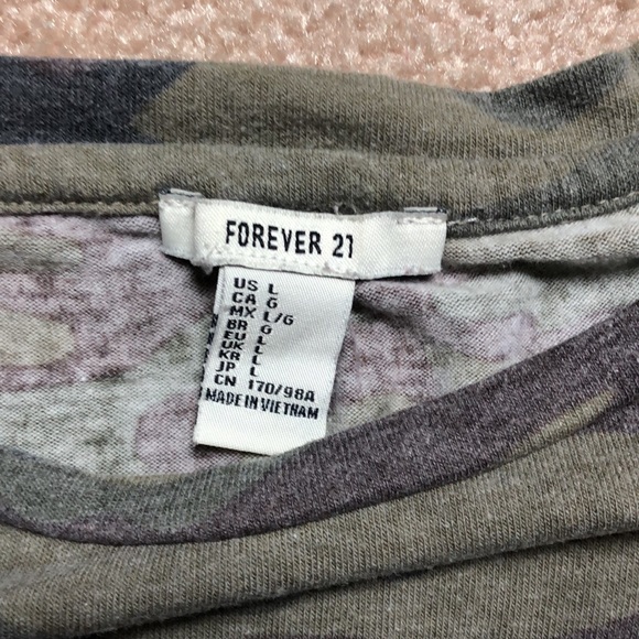 Camouflage crop top - Picture 2 of 2